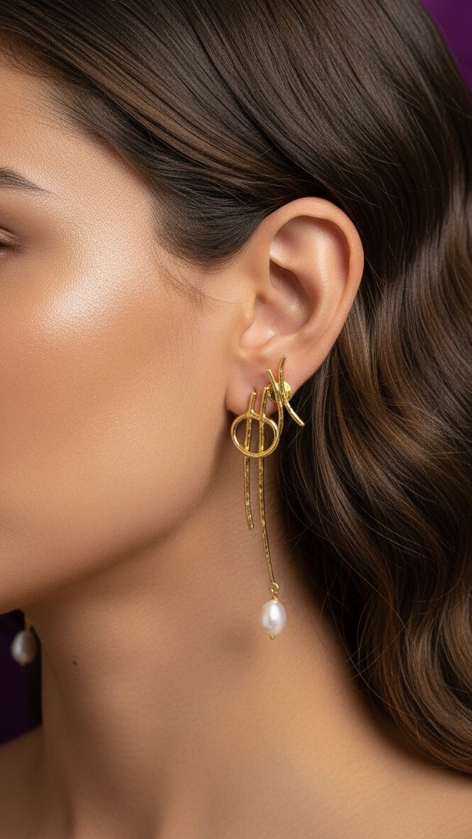 Lustrous drop earrings