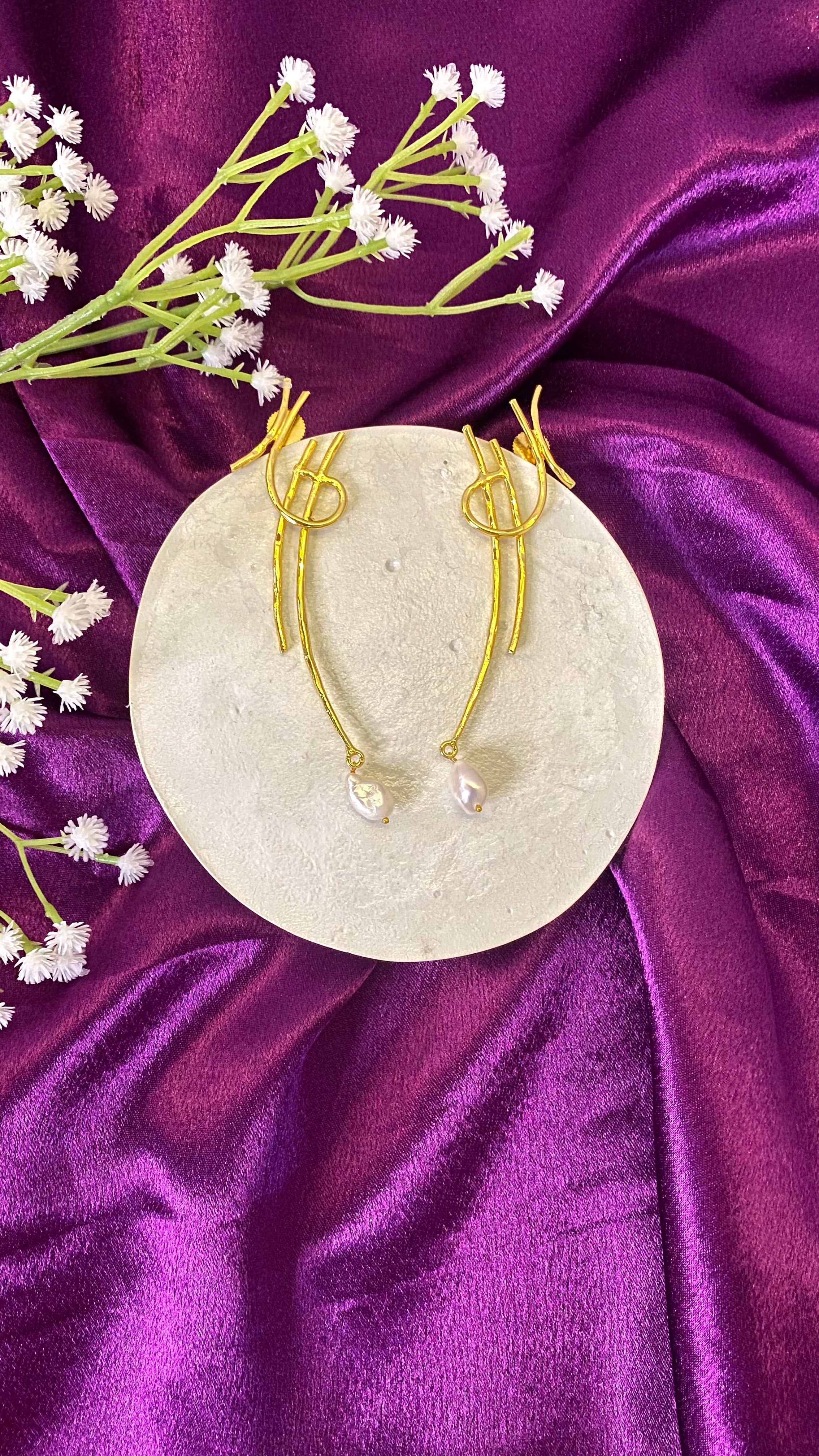 Lustrous drop earrings